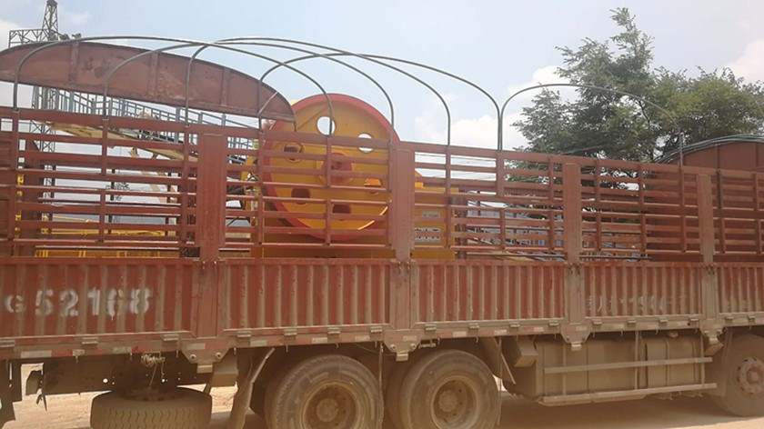 華寧余總超級600*900鄂破發(fā)貨現(xiàn)場